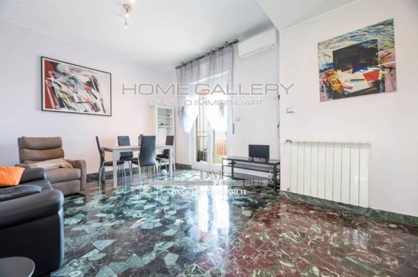 casa indipendente in vendita a Genova in zona Albaro