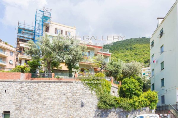 casa indipendente in vendita a Genova in zona Albaro