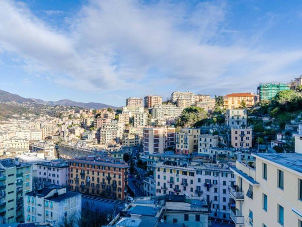 appartamento in vendita a Genova in zona Certosa