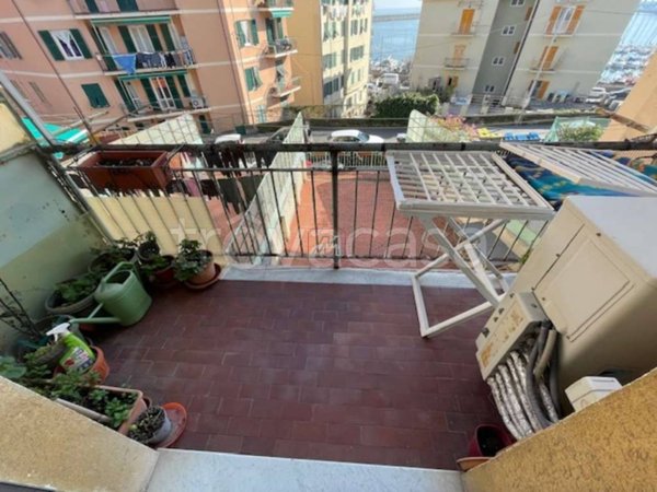 appartamento in vendita a Genova in zona Pegli