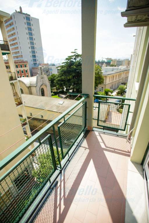 appartamento in vendita a Genova in zona Sampierdarena