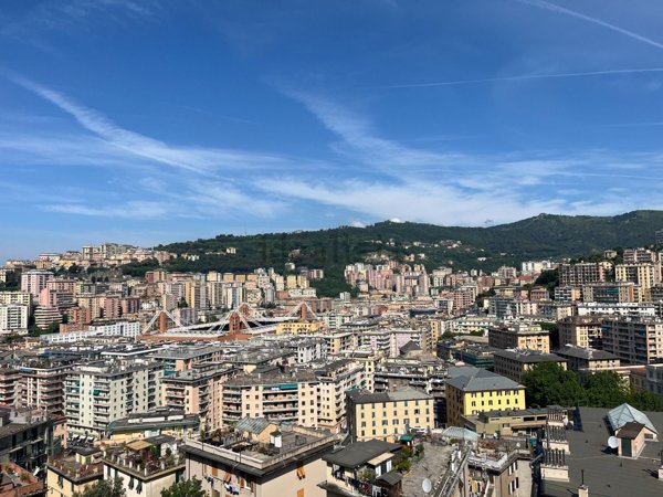 appartamento in vendita a Genova in zona Marassi