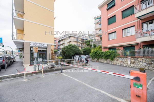 appartamento in vendita a Genova in zona Sturla