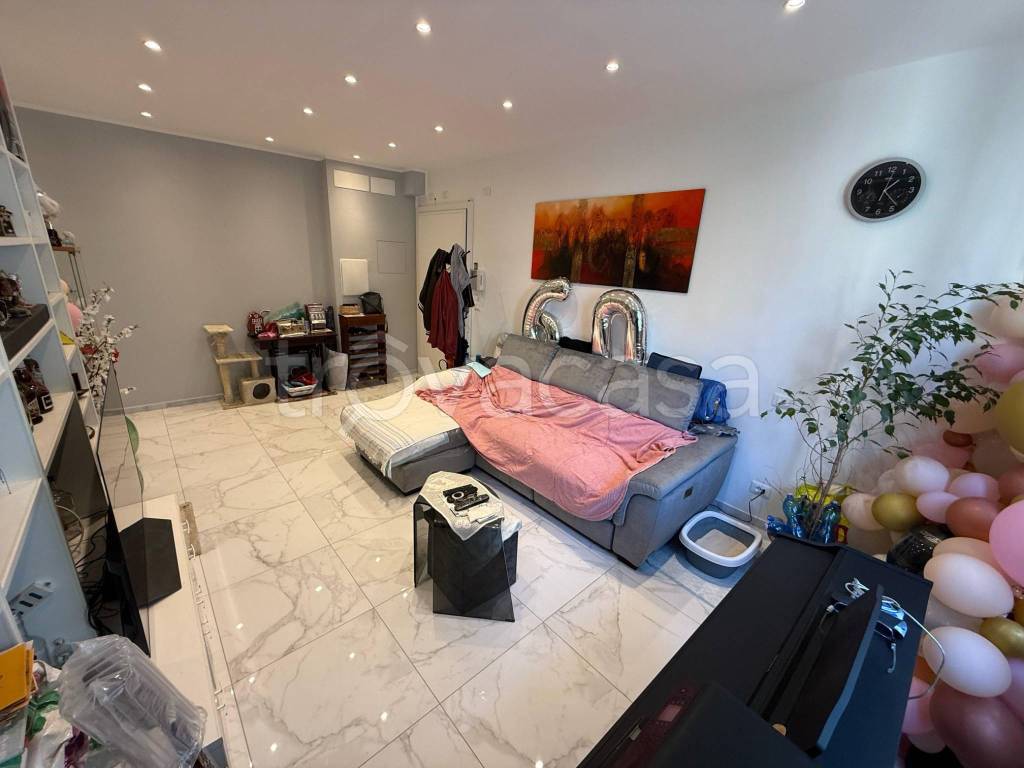 appartamento in vendita a Genova in zona Pegli
