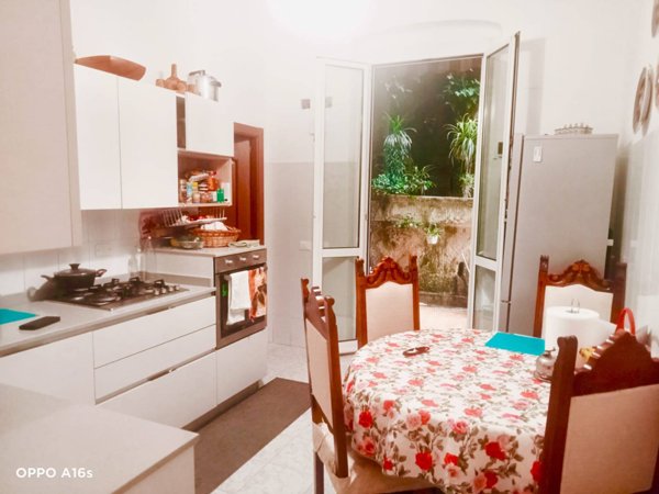 appartamento in vendita a Genova in zona DiNegro