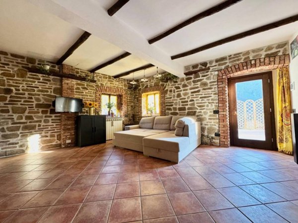 casa indipendente in vendita a Genova in zona Acquasanta