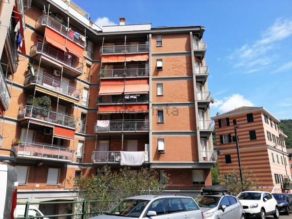 appartamento in vendita a Genova in zona Molassana
