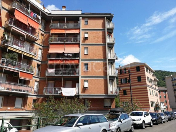 appartamento in vendita a Genova in zona Molassana