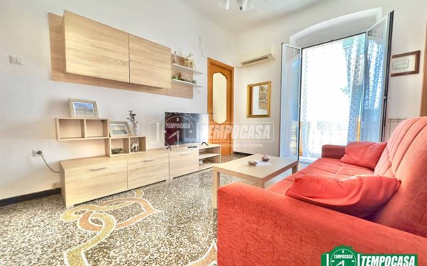 appartamento in vendita a Genova in zona Sestri Ponente