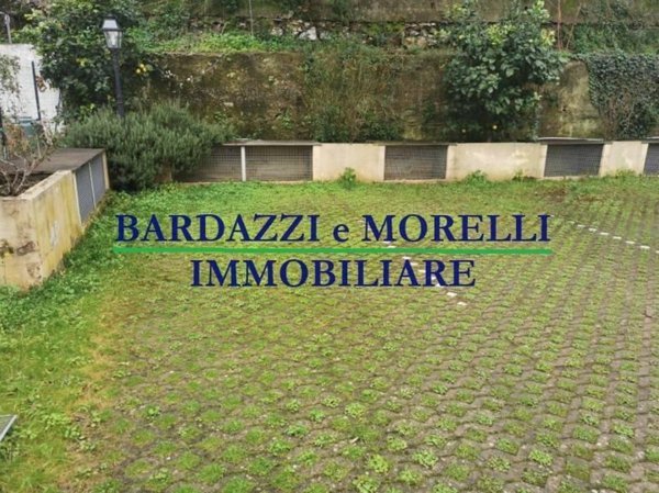 negozio in vendita a Genova in zona Sturla