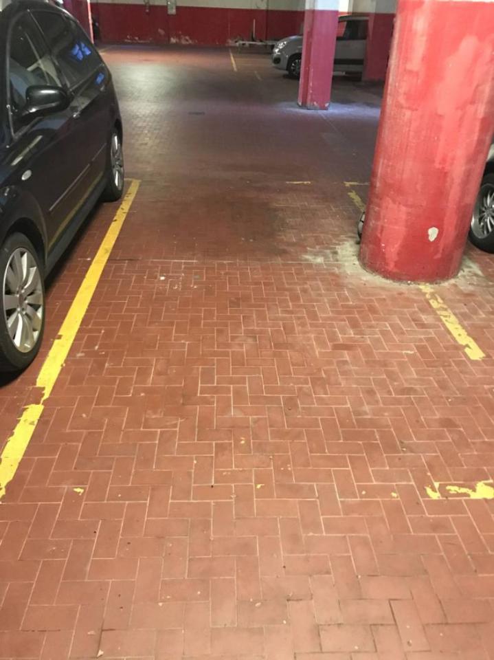 negozio in vendita a Genova in zona Marassi