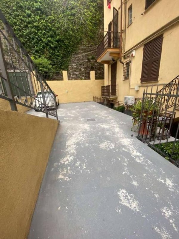 negozio in vendita a Genova