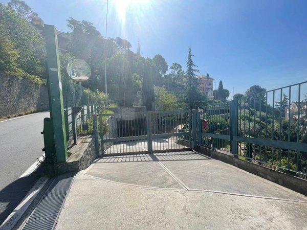 casa indipendente in vendita a Genova in zona Castelletto