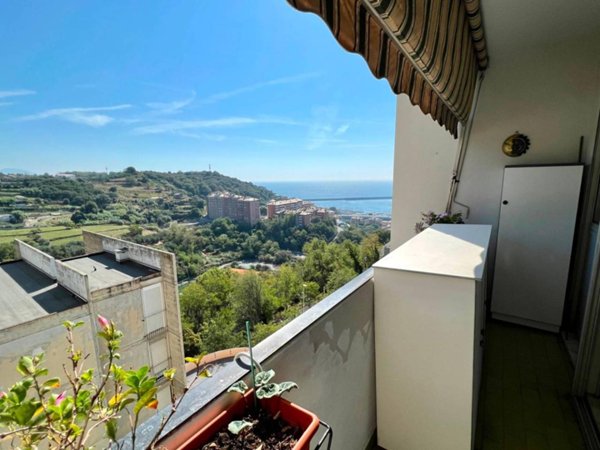 appartamento in vendita a Genova in zona Palmaro / Pra'