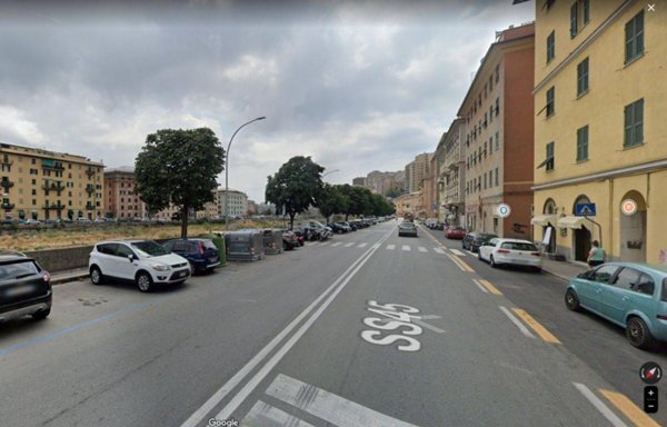 negozio in vendita a Genova in zona Marassi