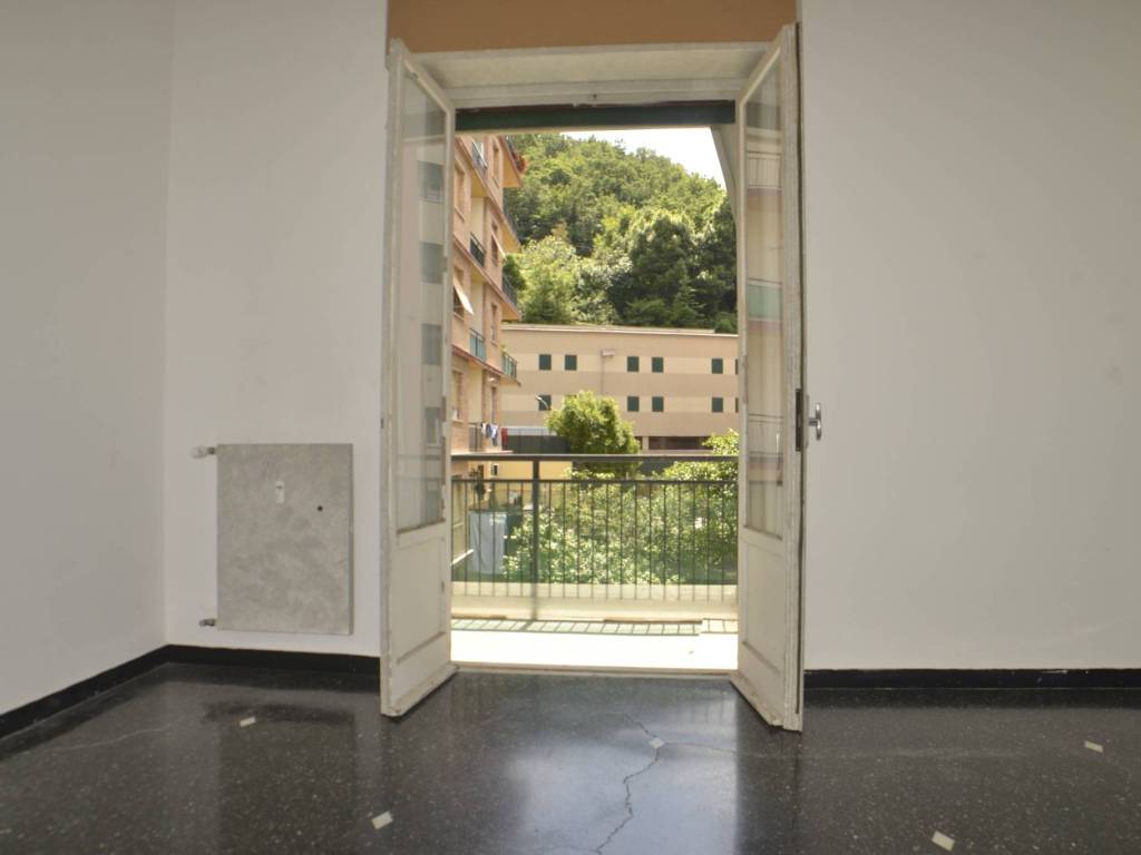 appartamento in vendita a Genova in zona Quezzi