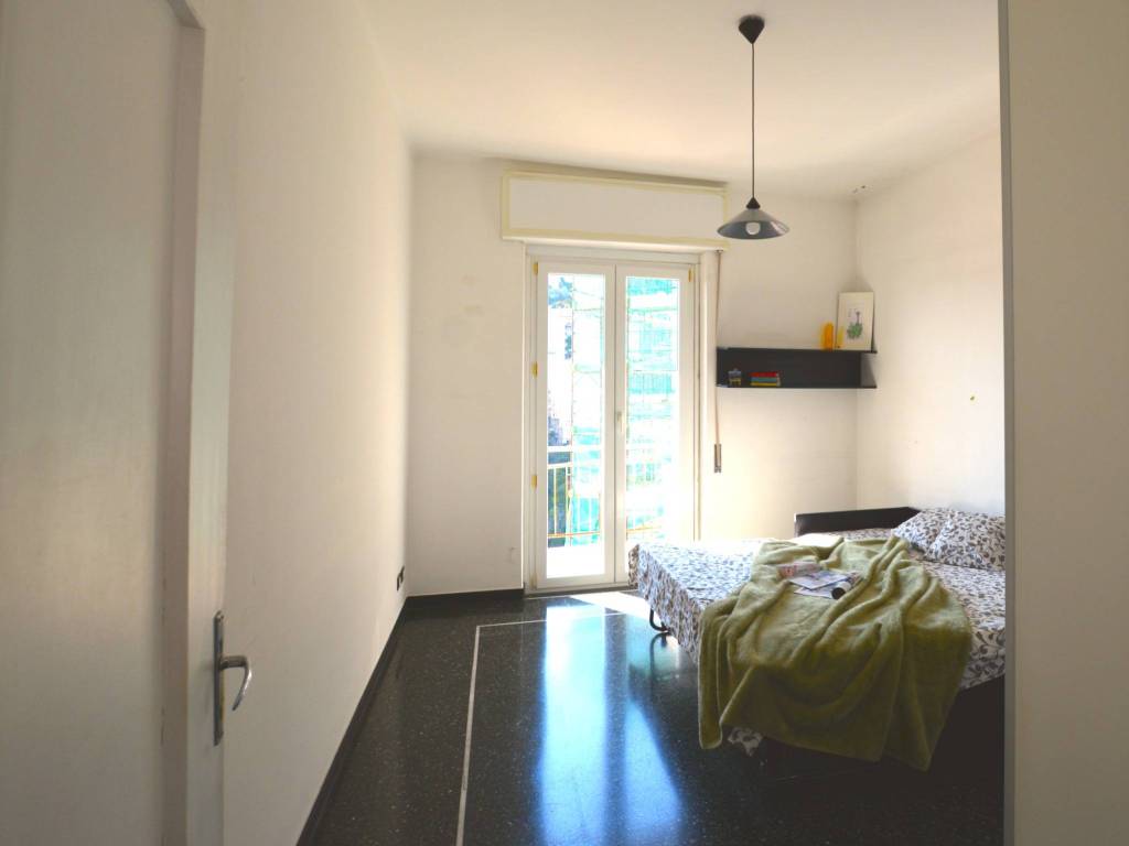appartamento in vendita a Genova in zona Lagaccio / Granarolo