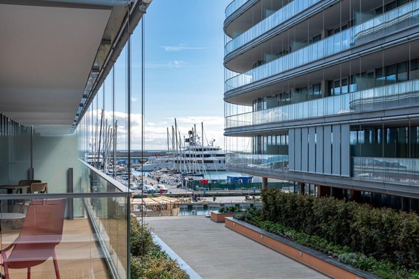 appartamento in vendita a Genova in zona Foce