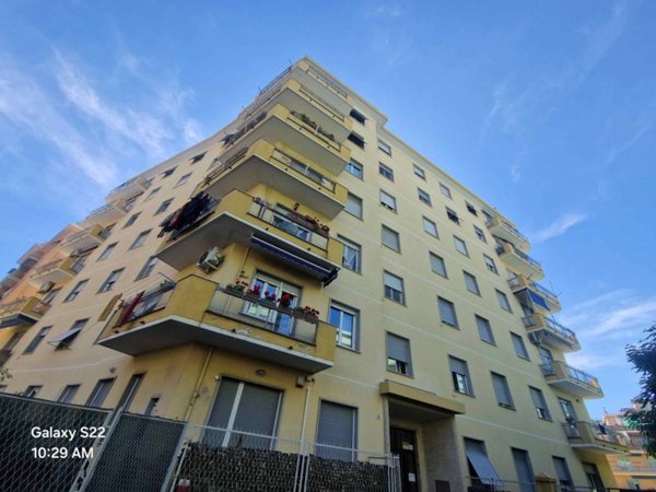 appartamento in vendita a Genova in zona Certosa