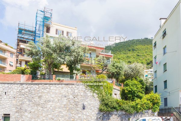 casa indipendente in vendita a Genova in zona Albaro