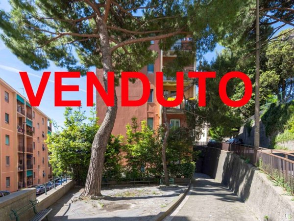 appartamento in vendita a Genova in zona Sampierdarena