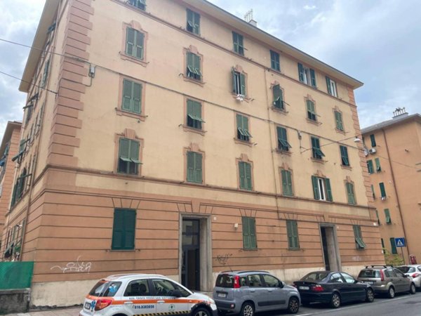 appartamento in vendita a Genova in zona Staglieno