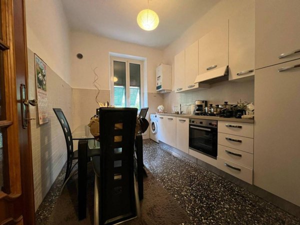 appartamento in vendita a Genova in zona Molassana