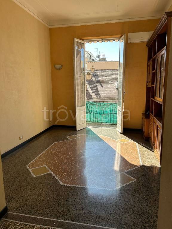 appartamento in vendita a Genova in zona Sampierdarena