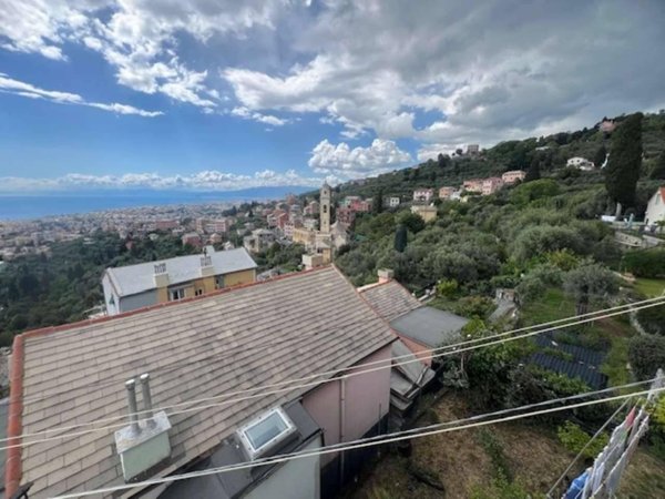 casa indipendente in vendita a Genova in zona Apparizione