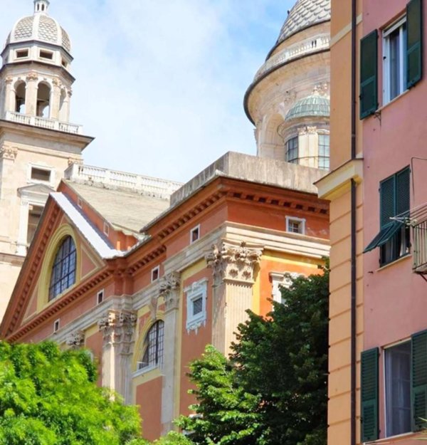 appartamento in vendita a Genova in zona Carignano