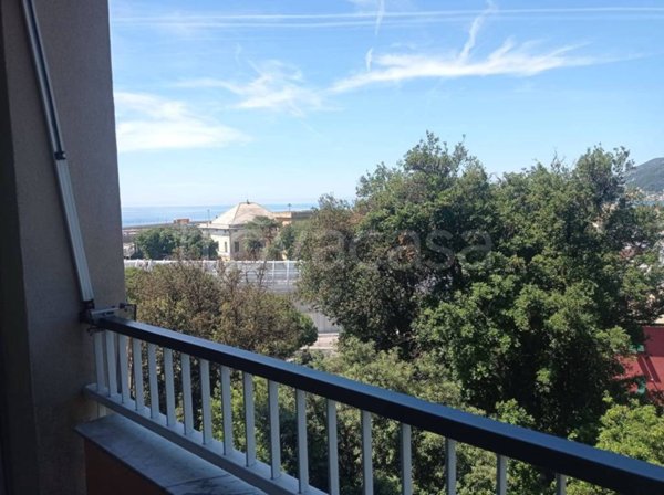 appartamento in vendita a Genova in zona Palmaro / Pra'