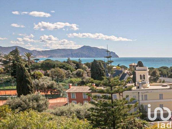 appartamento in vendita a Genova in zona Nervi