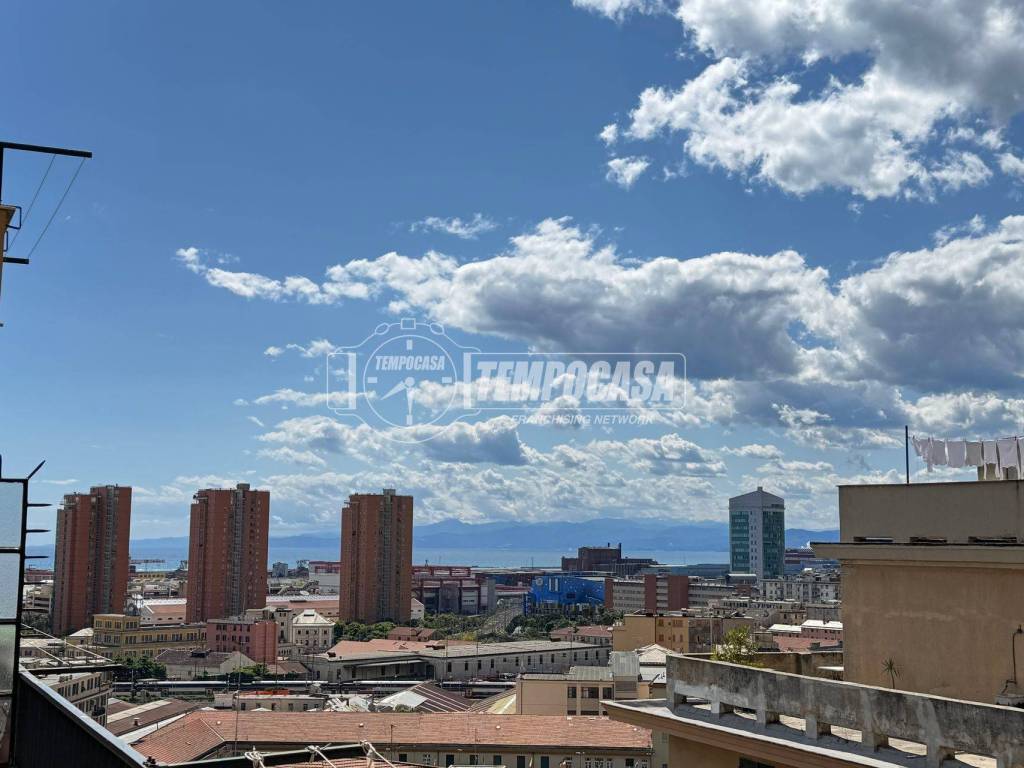 appartamento in vendita a Genova in zona Sampierdarena