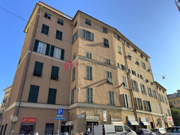 appartamento in vendita a Genova in zona Foce
