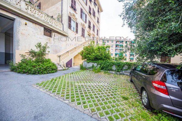 appartamento in vendita a Genova in zona Albaro
