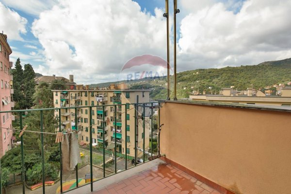 appartamento in vendita a Genova in zona Molassana