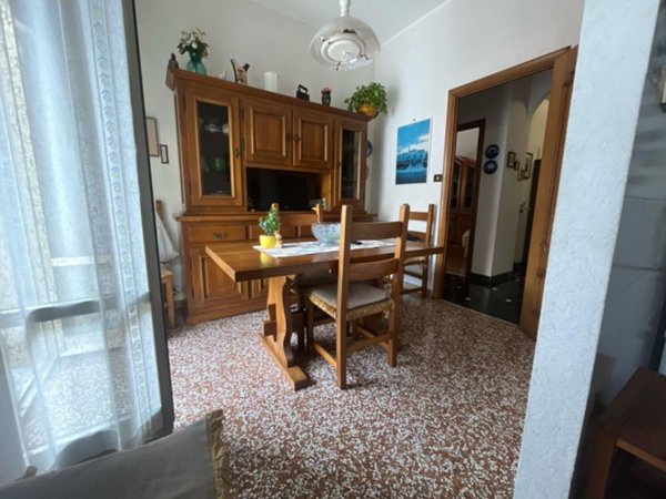 appartamento in vendita a Genova in zona Quezzi