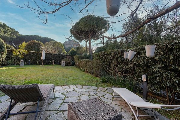 appartamento in vendita a Genova in zona Albaro