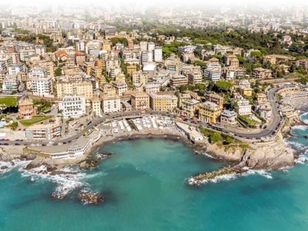 appartamento in vendita a Genova in zona Nervi