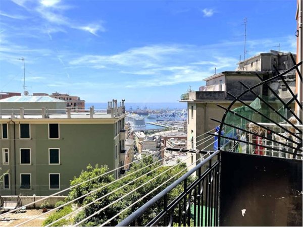 appartamento in vendita a Genova in zona Lagaccio / Granarolo