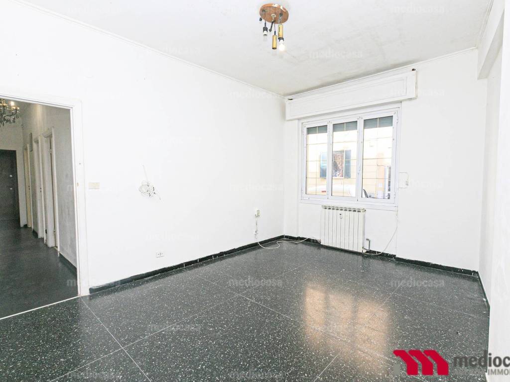 appartamento in vendita a Genova in zona Lagaccio / Granarolo