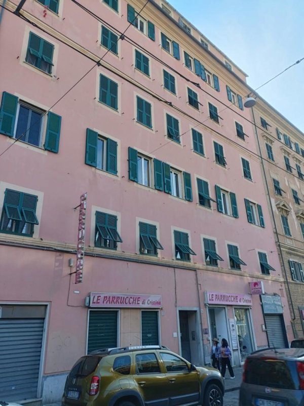 appartamento in vendita a Genova in zona Sampierdarena