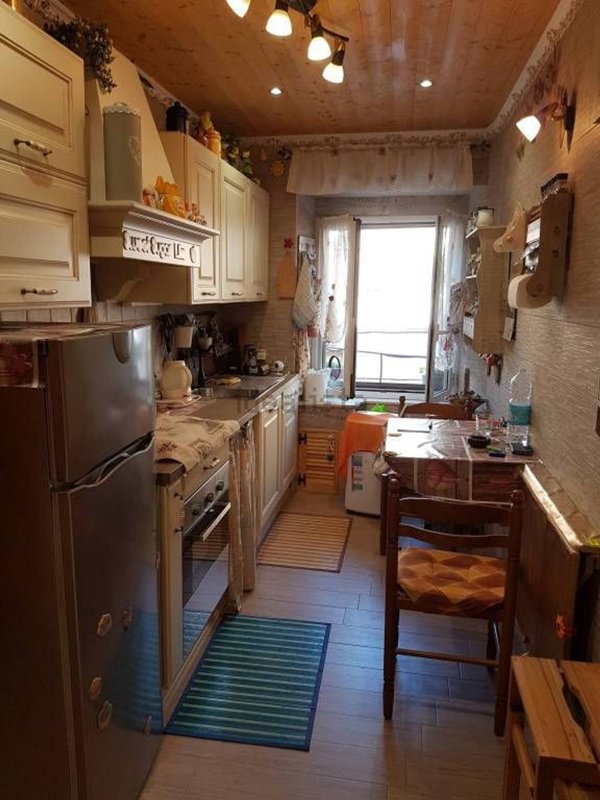 appartamento in vendita a Genova in zona Certosa