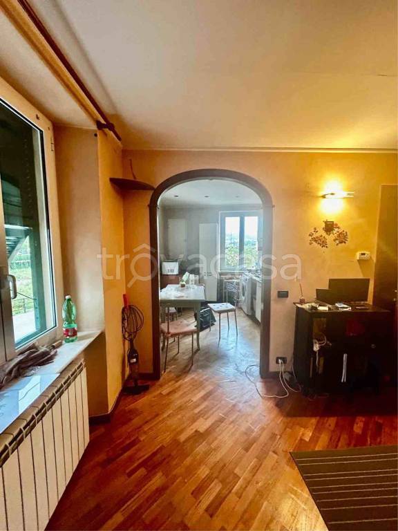 appartamento in vendita a Genova in zona Bolzaneto