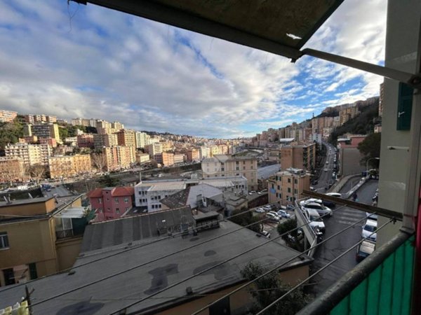 appartamento in vendita a Genova in zona Quezzi
