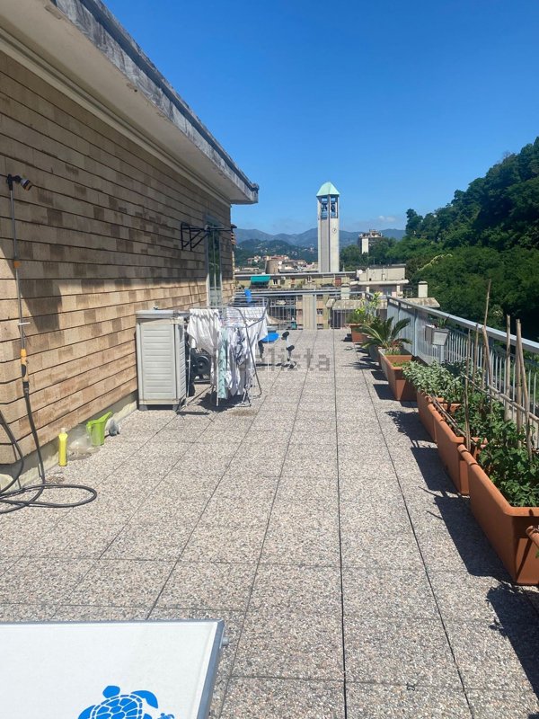 appartamento in vendita a Genova in zona Bolzaneto