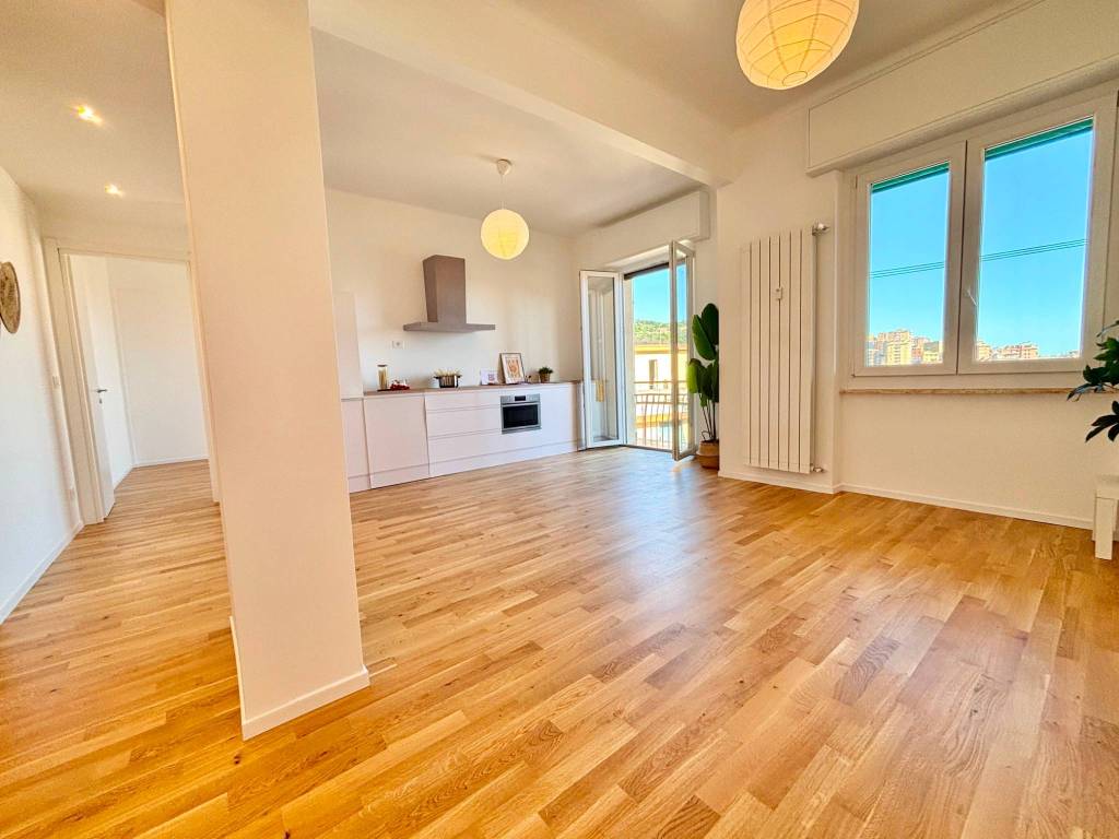 appartamento in vendita a Genova in zona Marassi