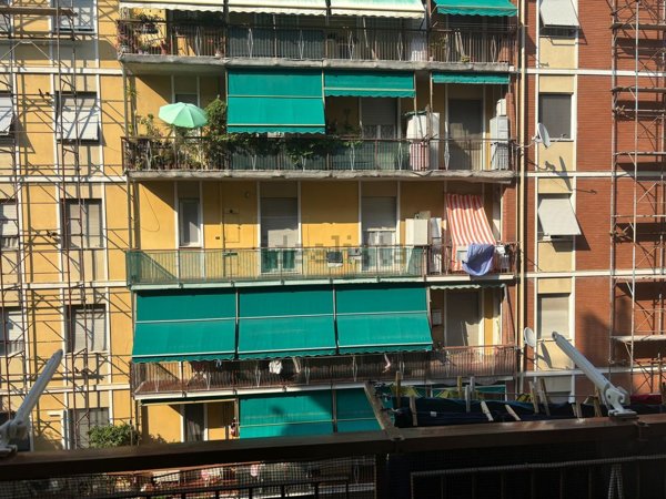 appartamento in vendita a Genova in zona Sestri Ponente