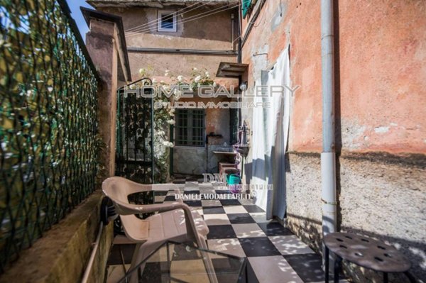 appartamento in vendita a Genova in zona Sturla
