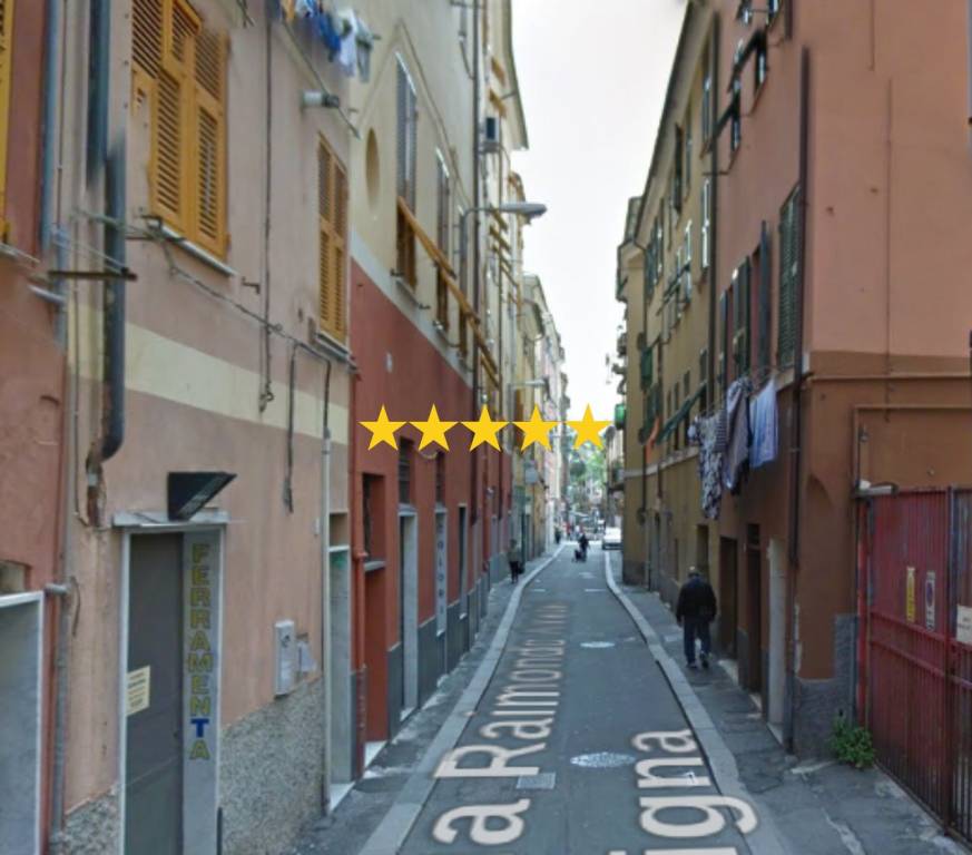 appartamento in vendita a Genova in zona Sestri Ponente